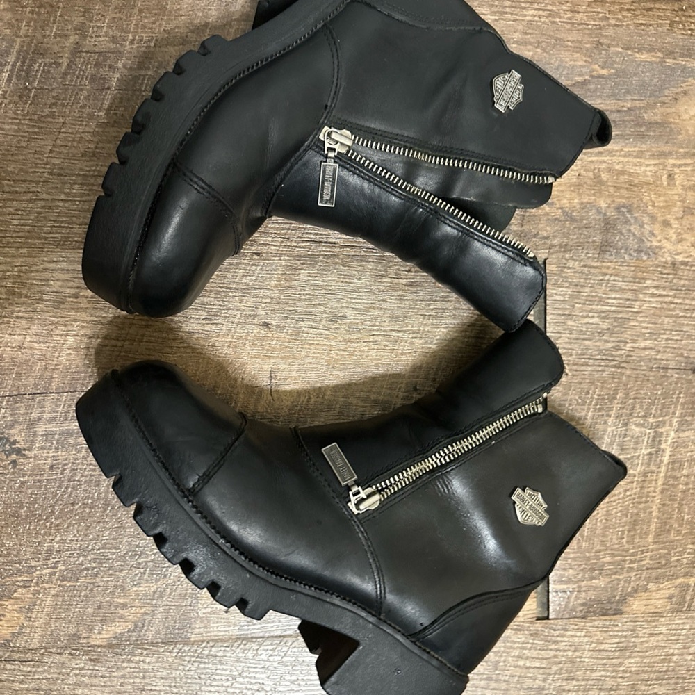 Harley Davidson black  Leather Ankle Boots- size 7.5 US- style 82016